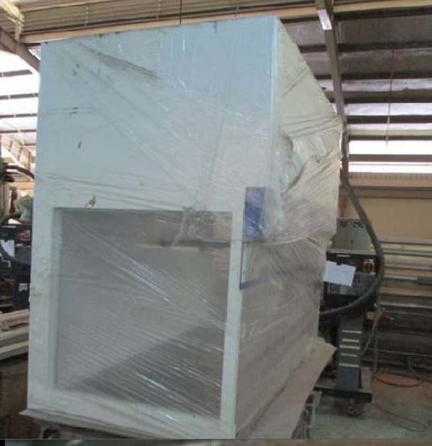 Photo Used ESCO Vertical laminar flow cabinet For Sale