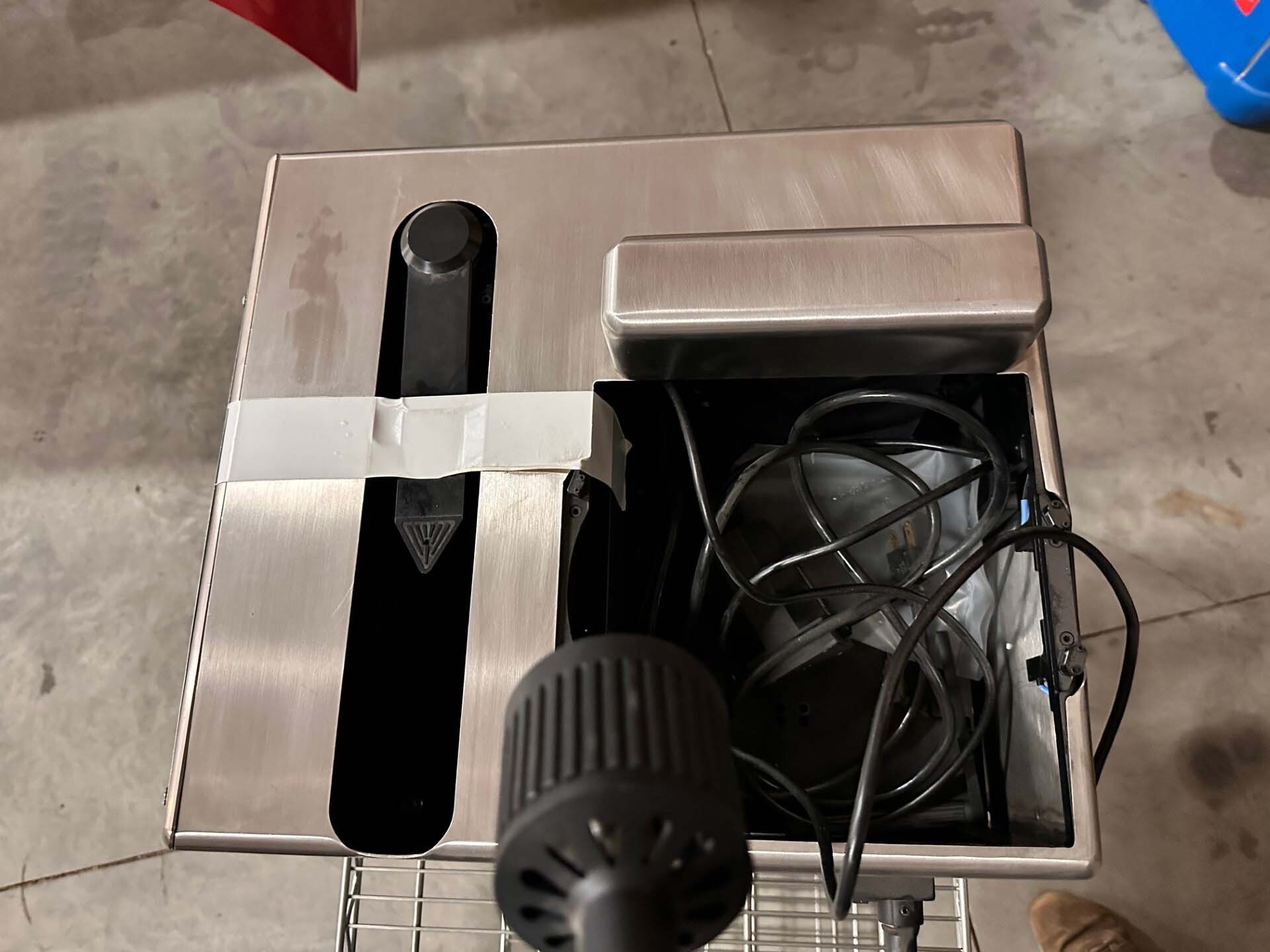 사진 사용됨 ESI MICROVISION MVT 1080 판매용