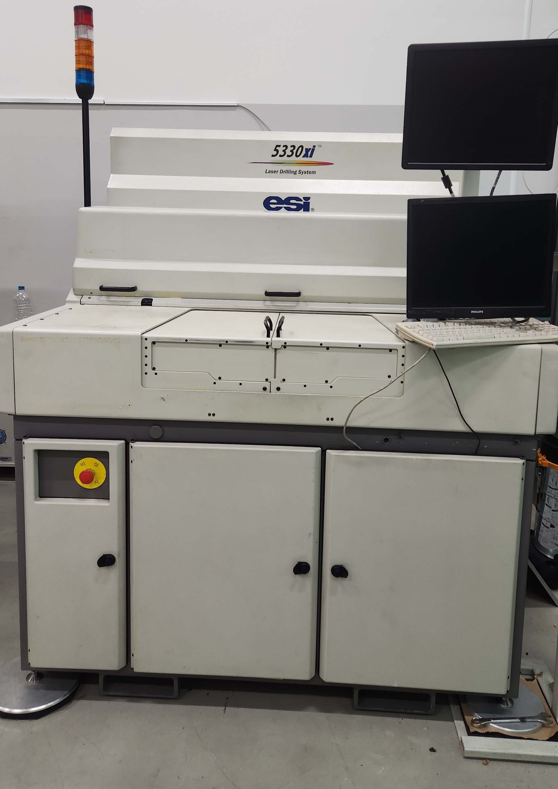 Photo Used ESI 5330Xi For Sale