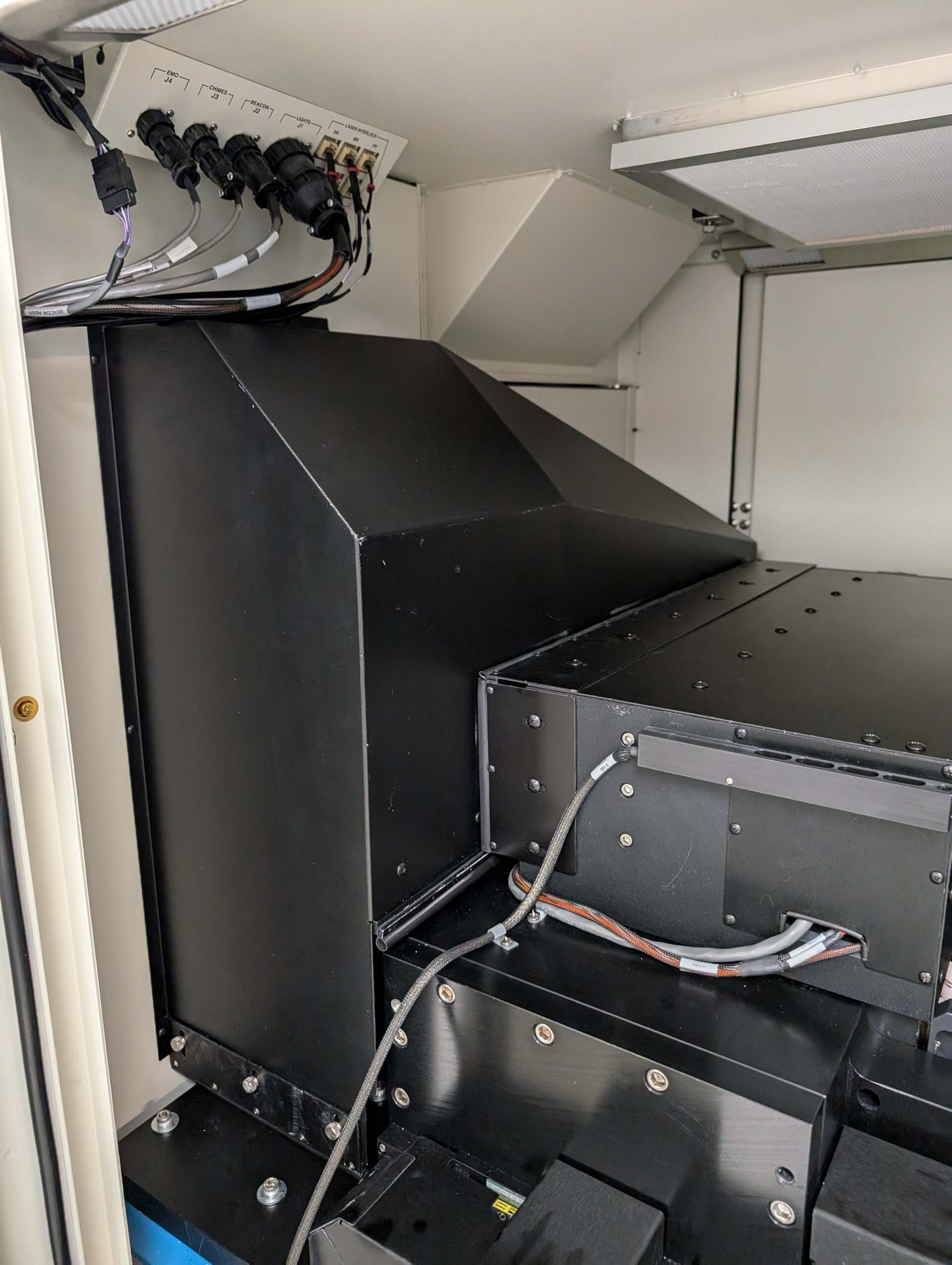 Photo Used ESI 9350 For Sale