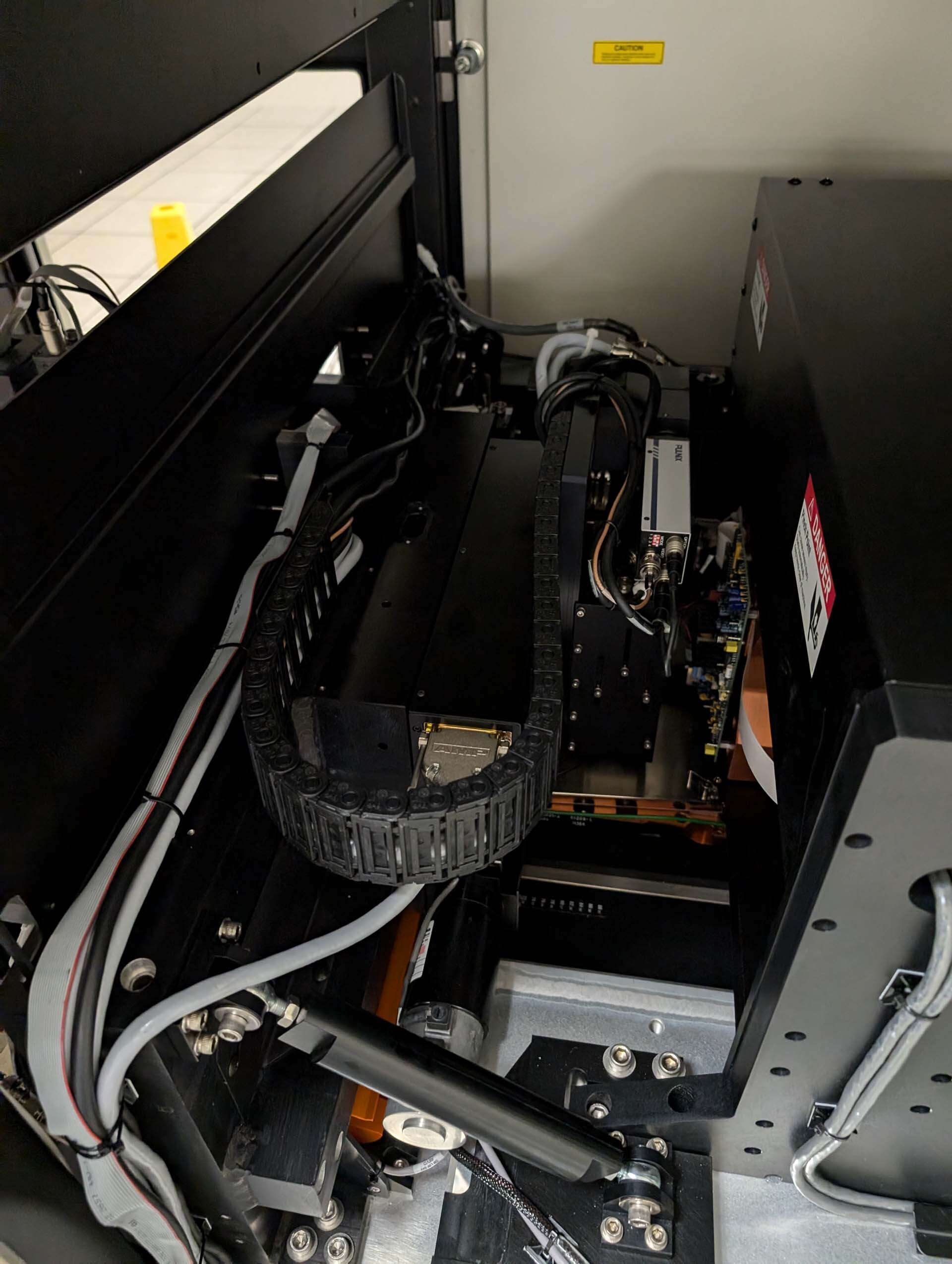 Photo Used ESI 9350 For Sale