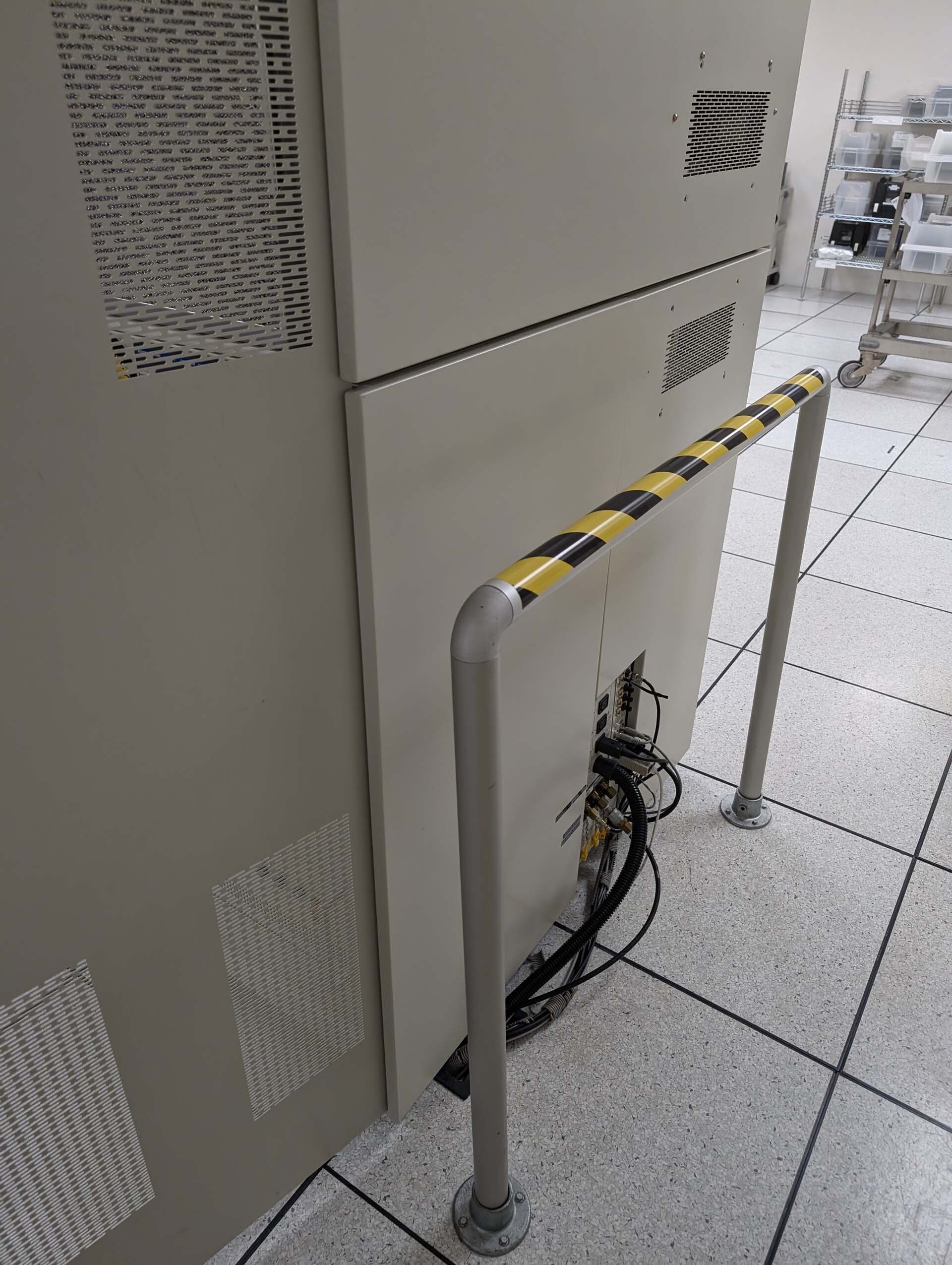 Photo Used ESI 9350 For Sale