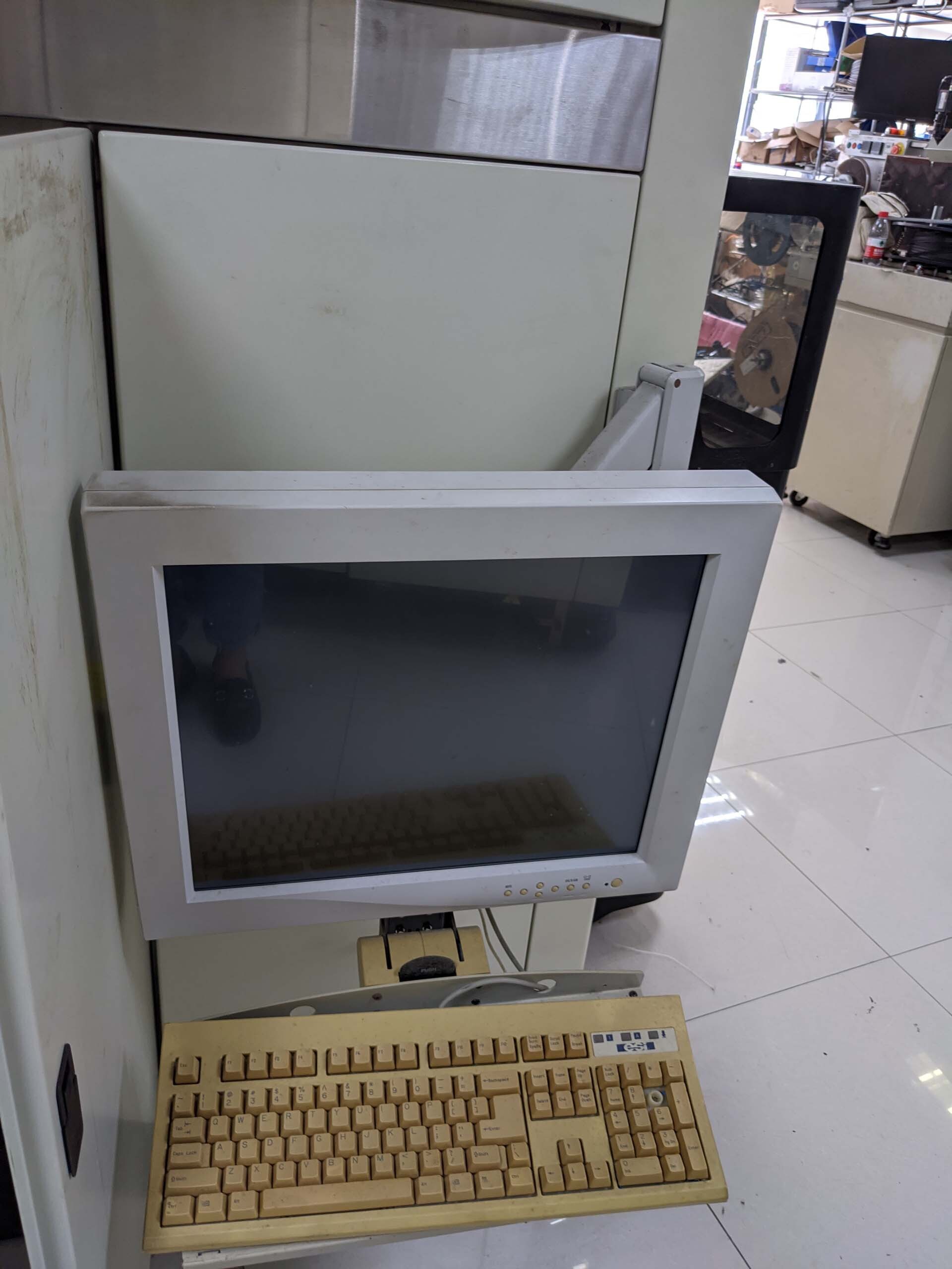 Photo Used ESI 9820 For Sale