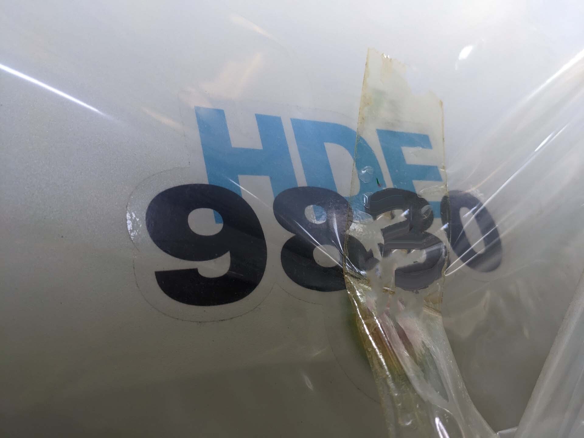 Photo Used ESI HDE 9830 For Sale