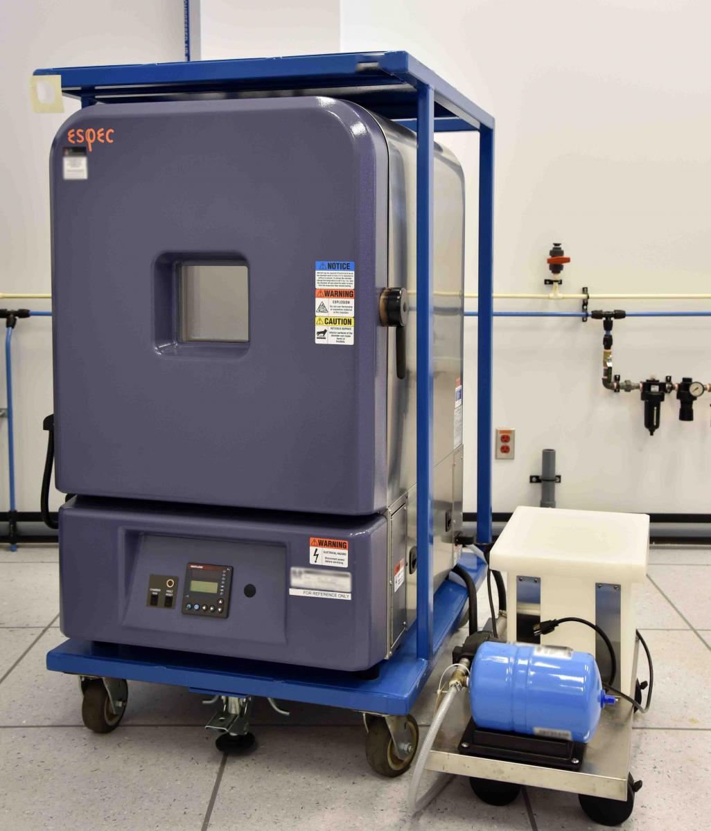 ESPEC BTL433 Chamber used for sale price 9181262, 2011 > buy from CAE