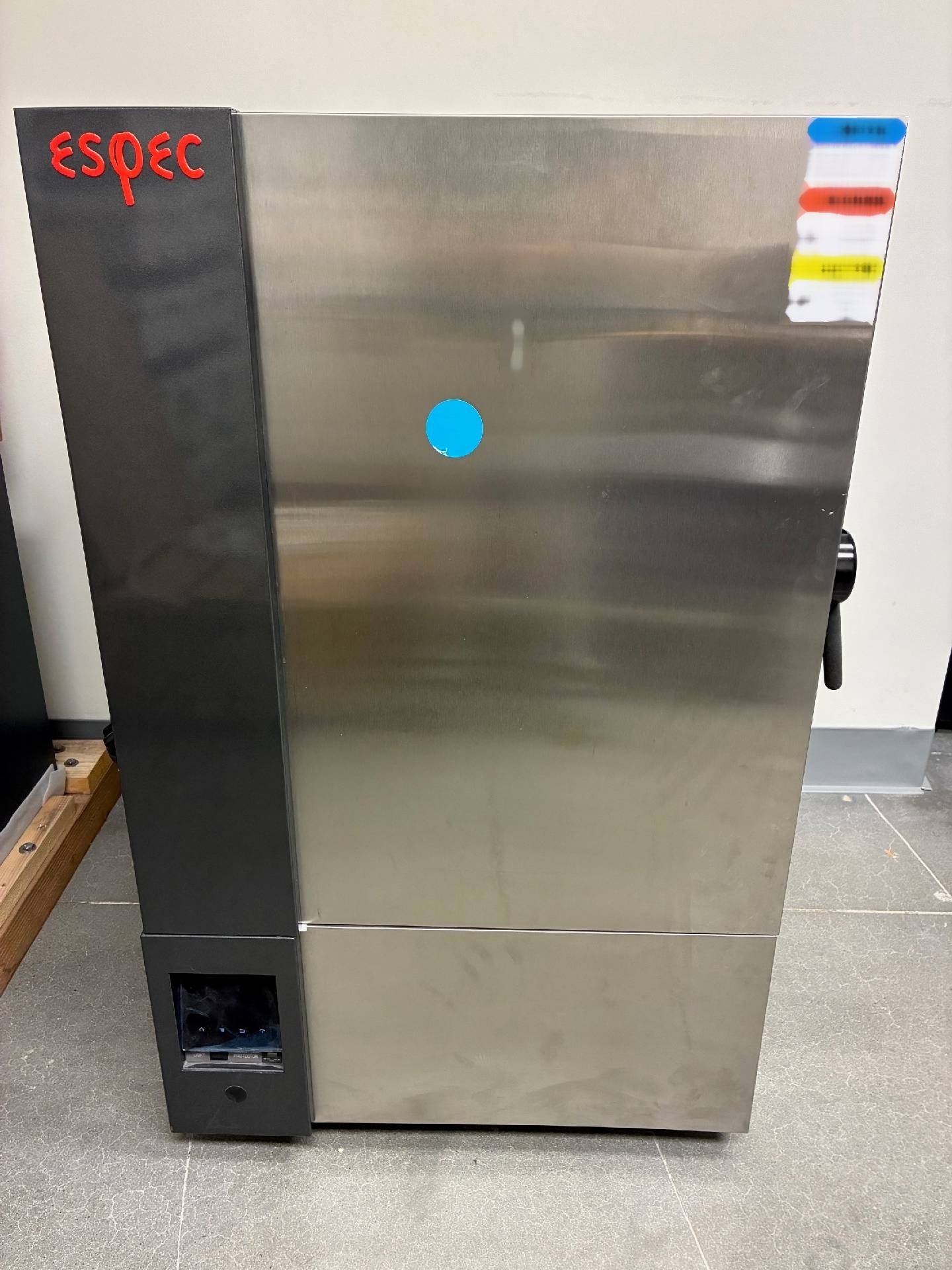 Foto Verwendet ESPEC BTL-433 Zum Verkauf