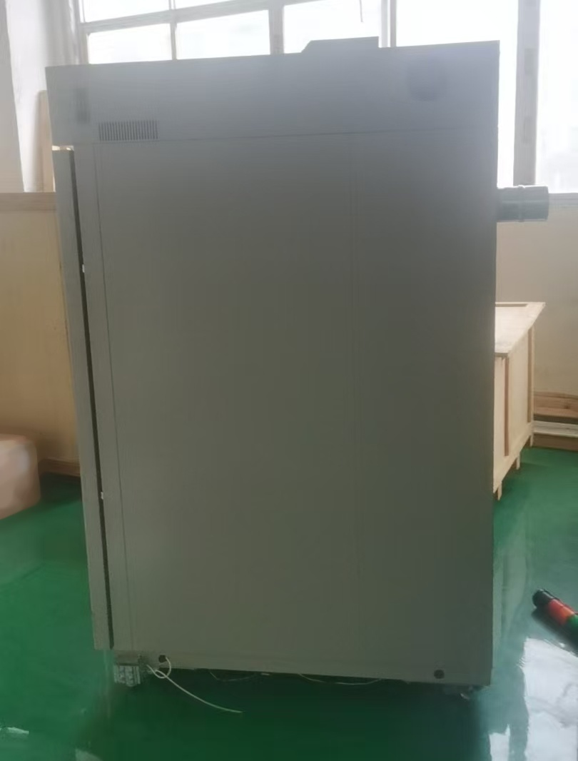 图为 已使用的 ESPEC PVHC-332M 待售