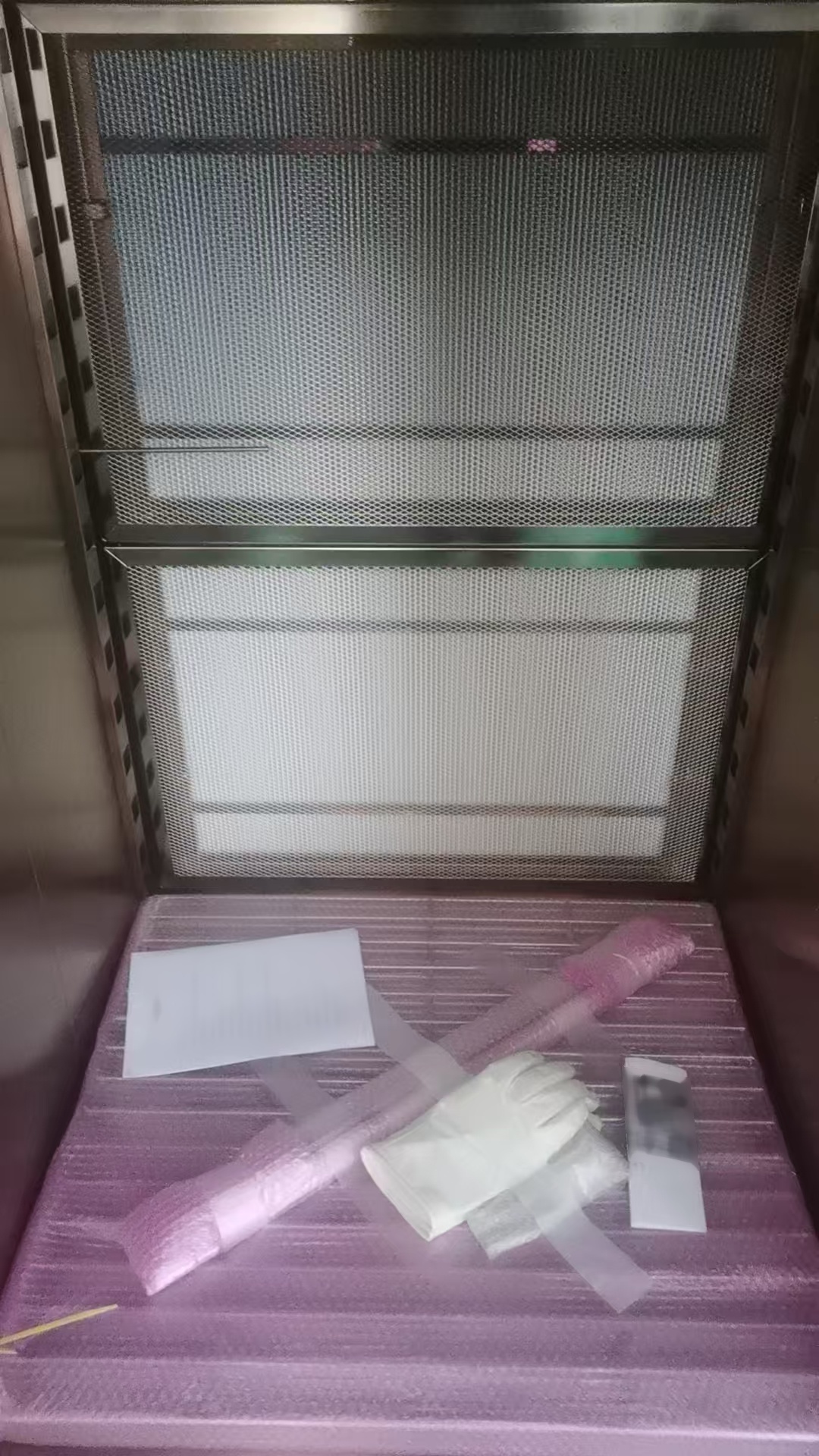 图为 已使用的 ESPEC PVHC-332M 待售
