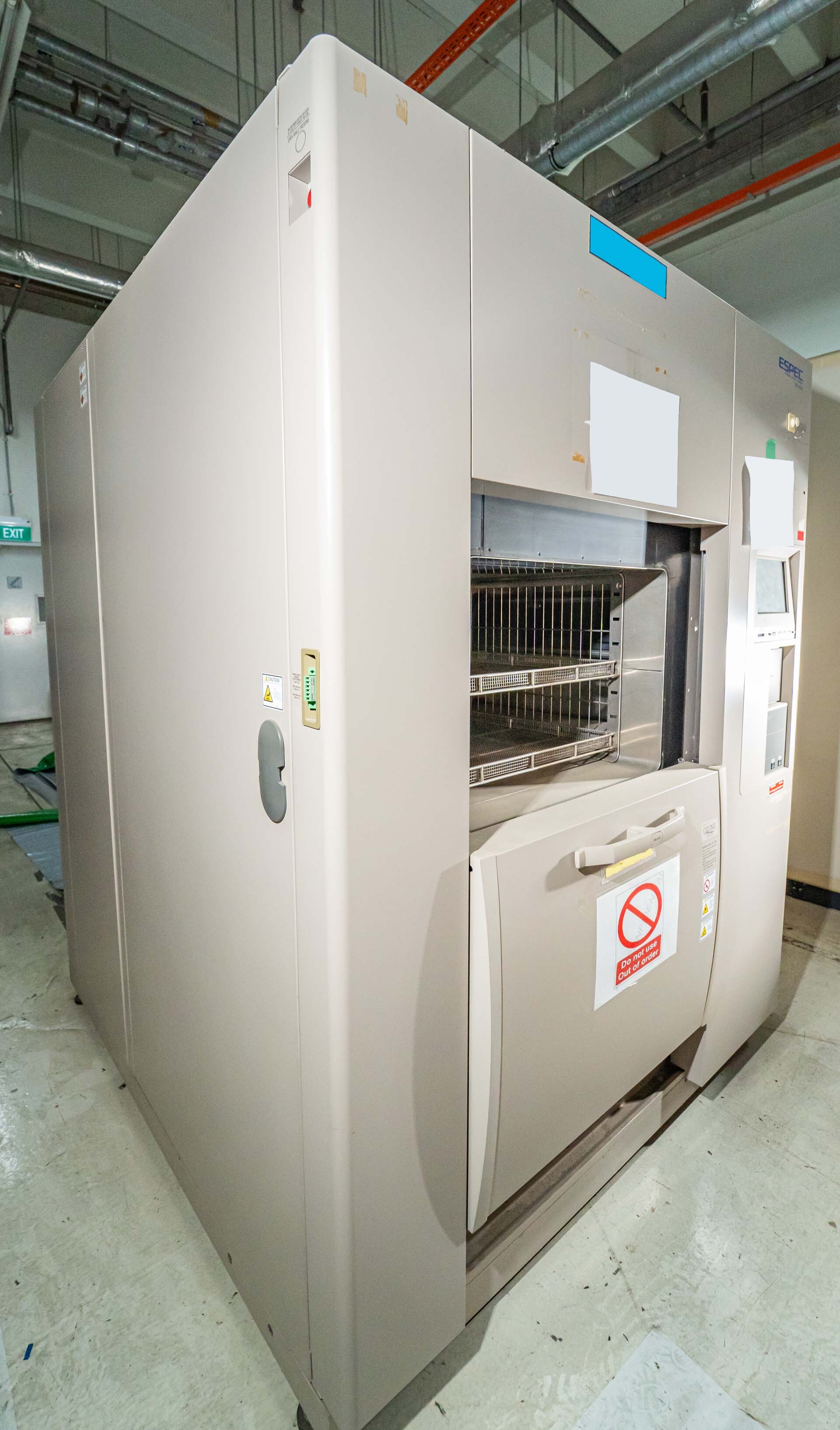 Photo Used ESPEC TSA-201S-W For Sale