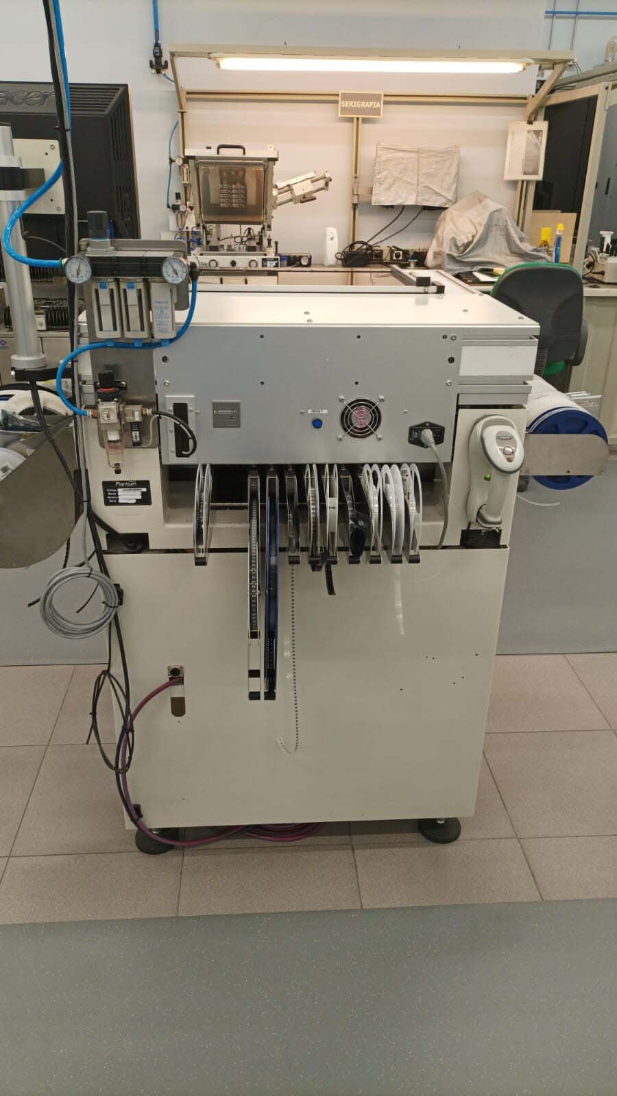 Photo Used ESSEMTEC CSM-7200 V For Sale