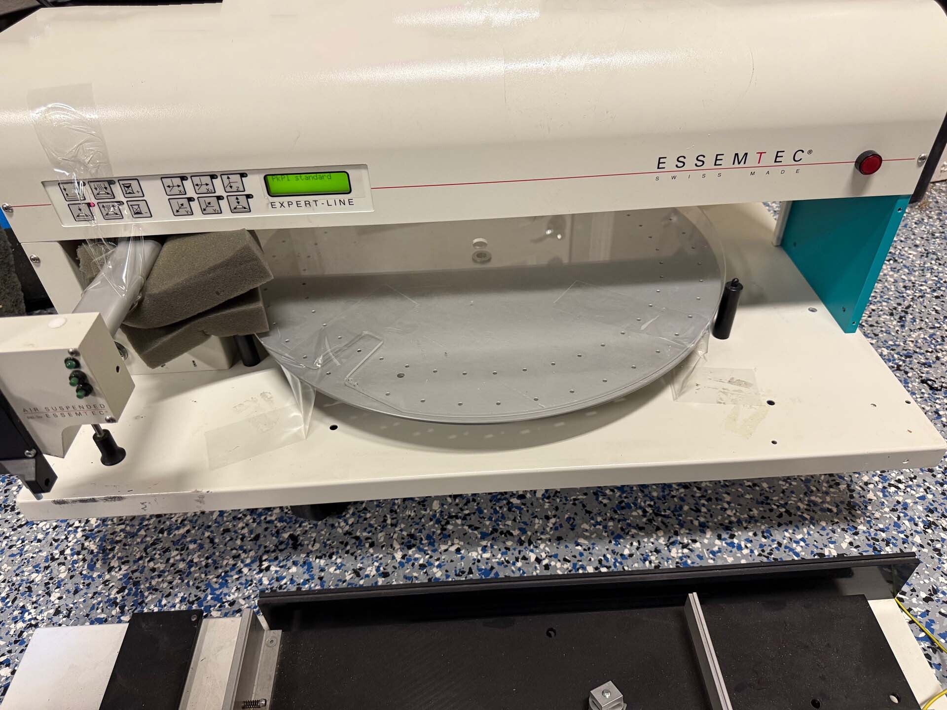 Photo Used ESSEMTEC Expert-Line For Sale