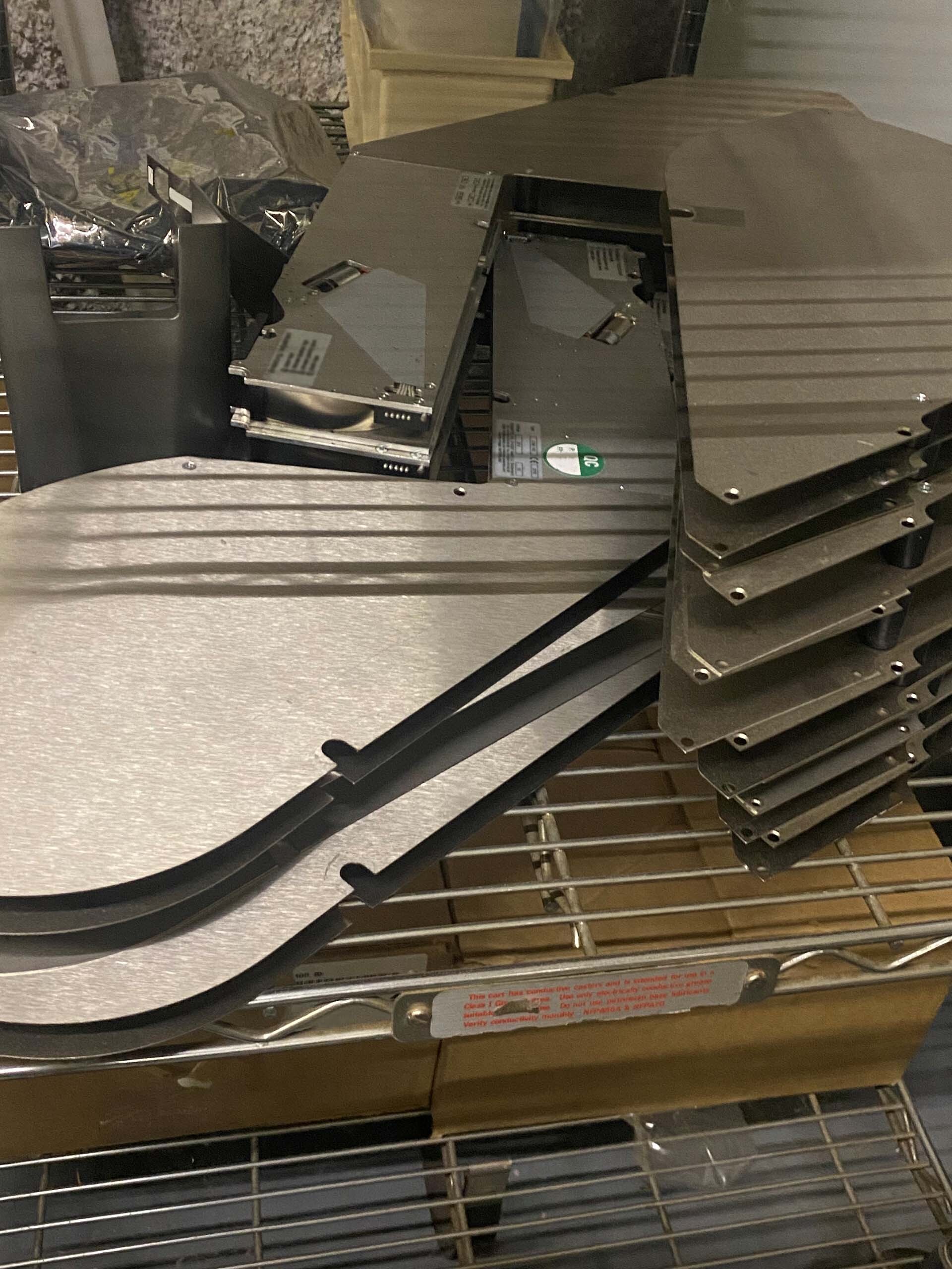 圖為 已使用的 ESSEMTEC Feeders for Paraquda 待售
