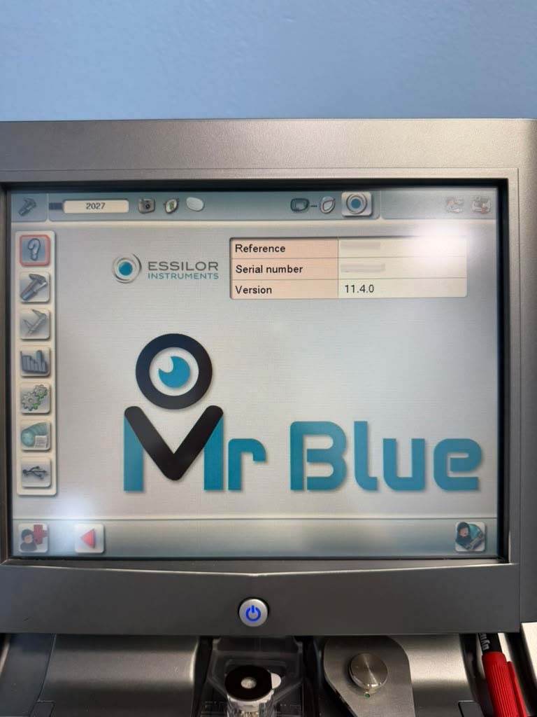 圖為 已使用的 ESSILOR Mr Blue 待售