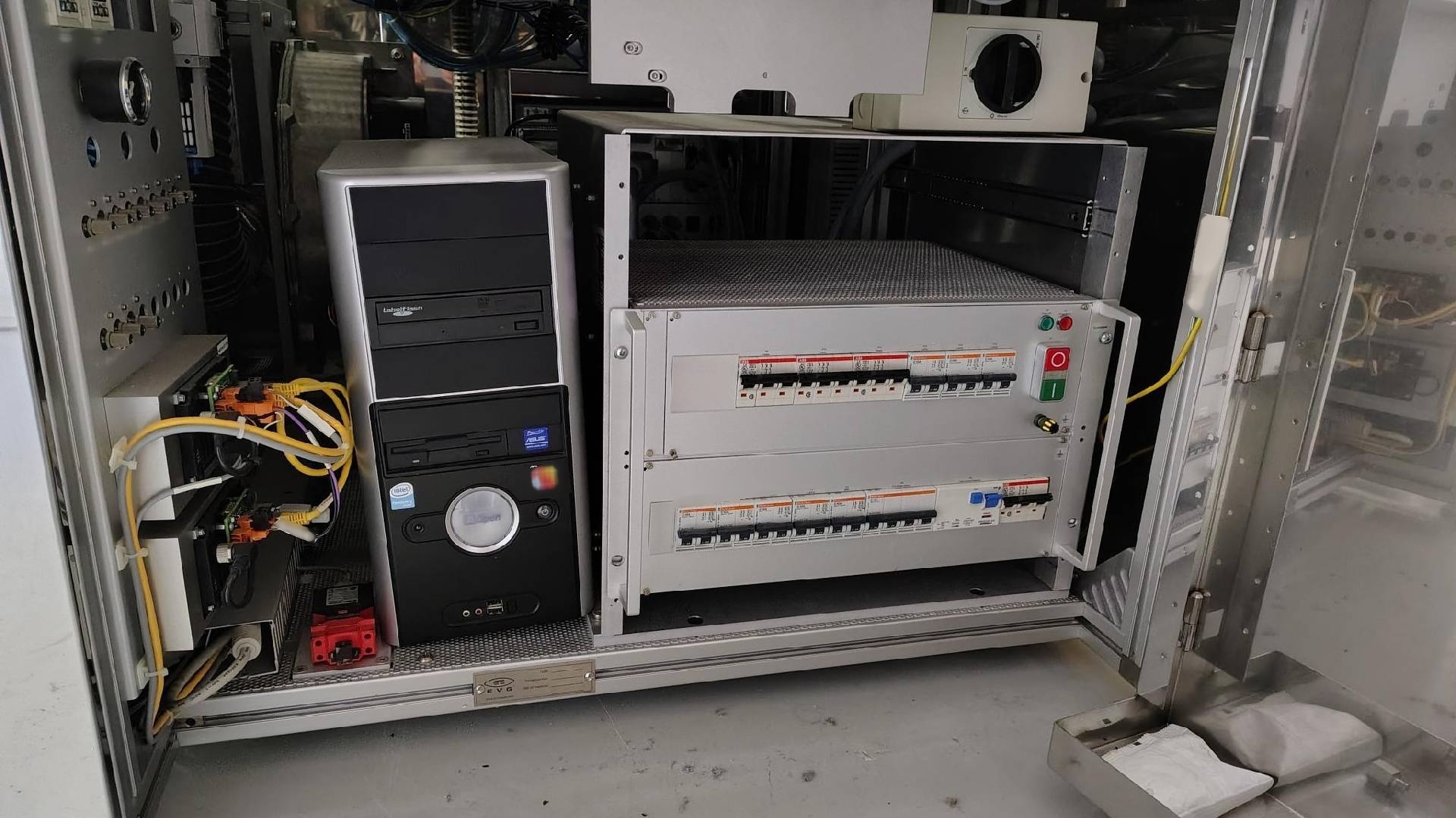 Photo Used EVG 805 For Sale