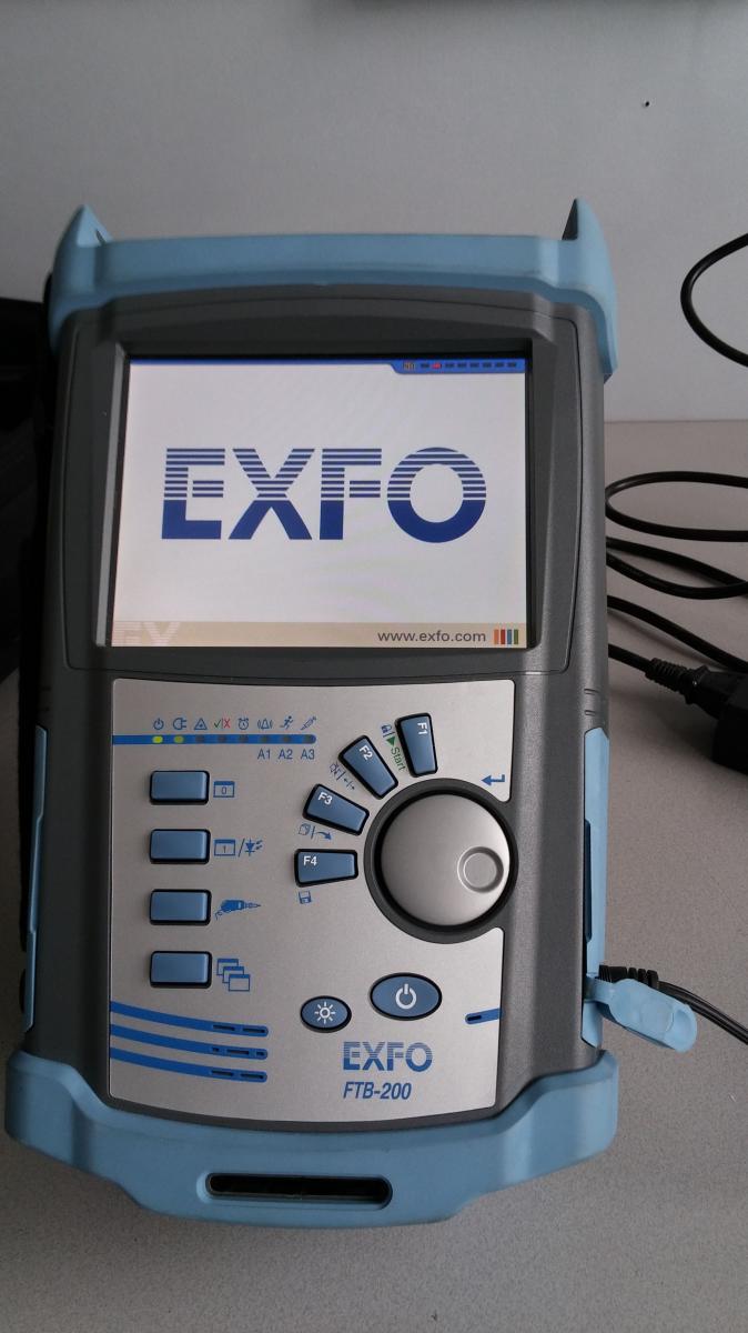 フォト（写真） 使用される EXFO FTB-200 販売のために