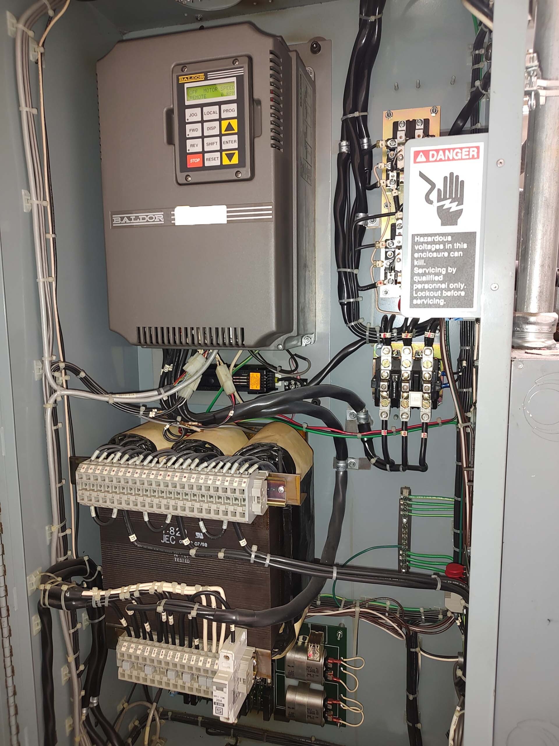 圖為 已使用的 FADAL VMC-3016L 待售
