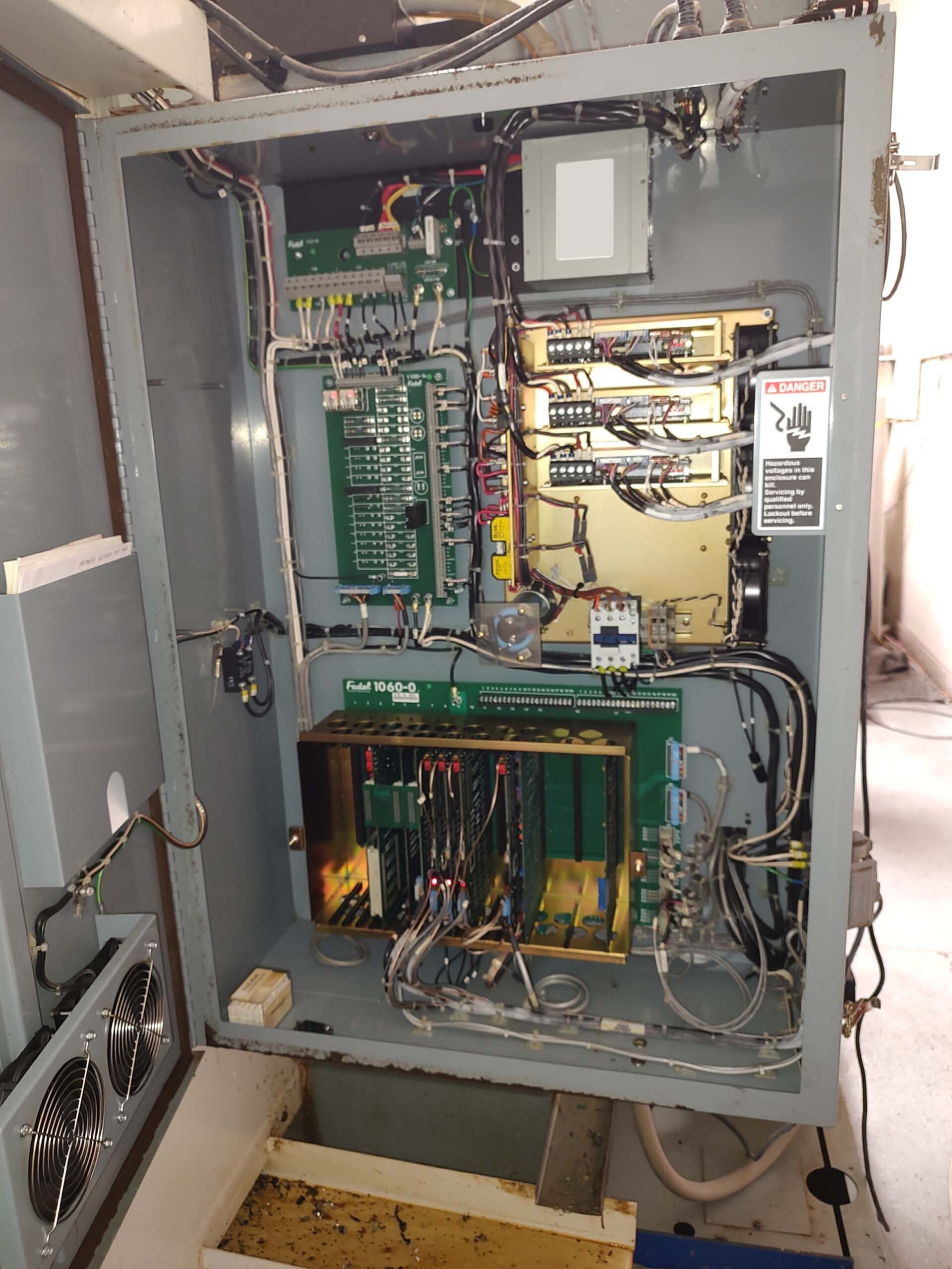 圖為 已使用的 FADAL VMC-3016L 待售