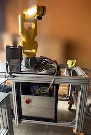 Foto Verwendet FANUC LR Mate 200iD Zum Verkauf