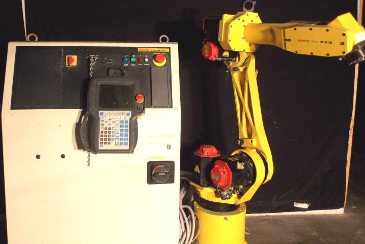 사진 사용됨 FANUC M-6iB 판매용