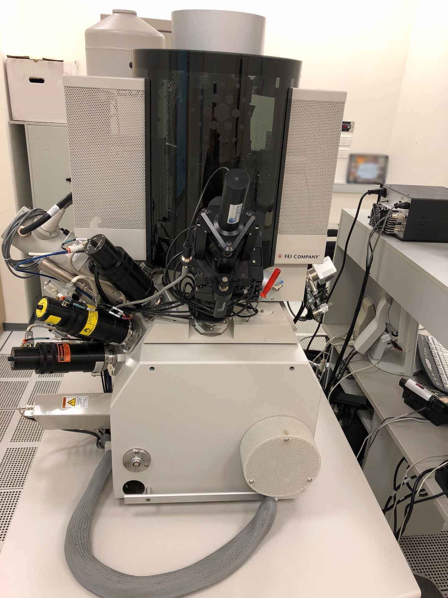 Photo Used PHILIPS / FEI Helios NanoLab 600 For Sale