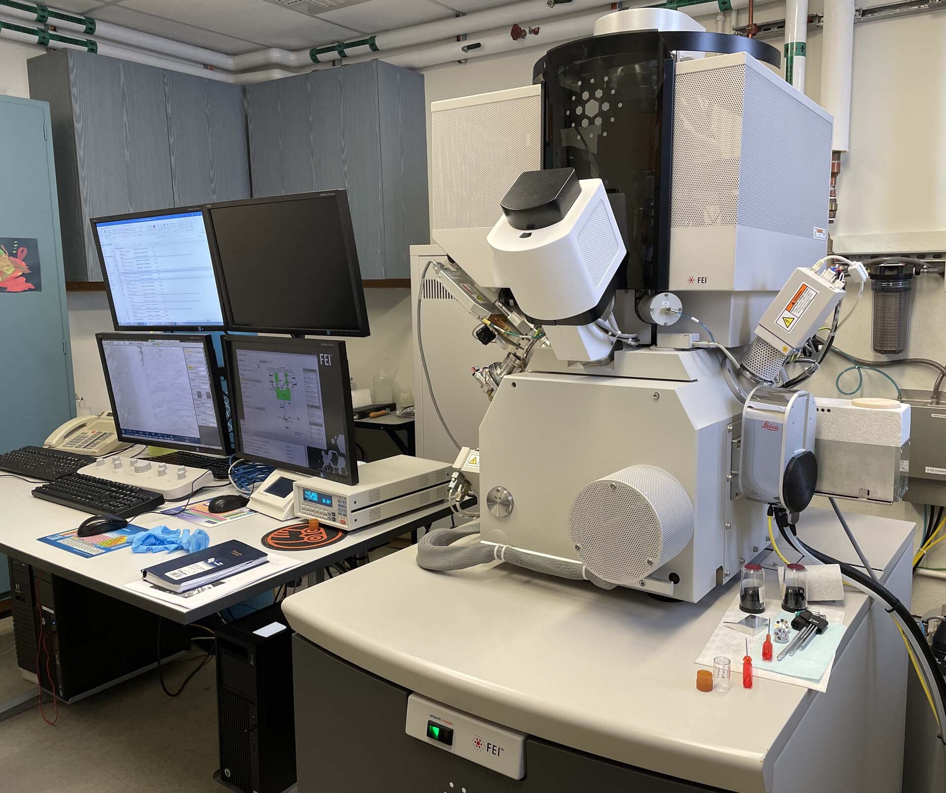 Foto Verwendet FEI Helios NanoLab 660 Zum Verkauf