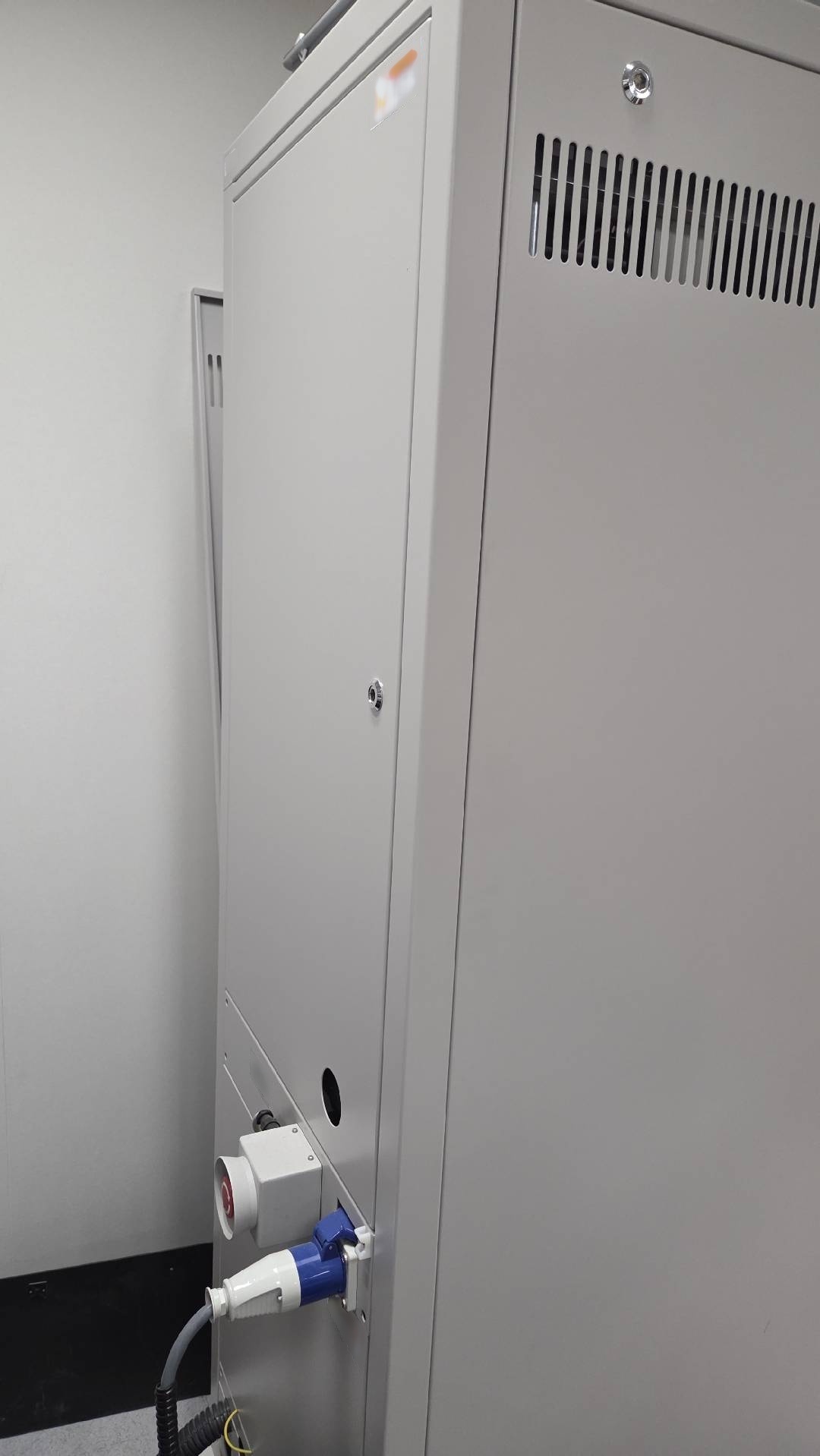 Foto Verwendet FEI Helios PFIB Zum Verkauf