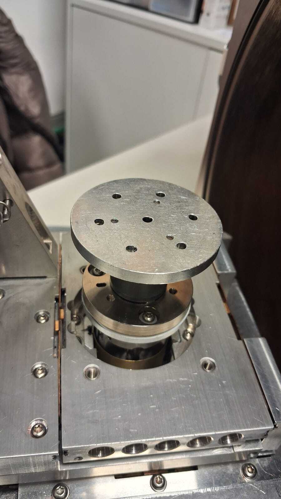 사진 사용됨 FEI Inspect-F50A 판매용