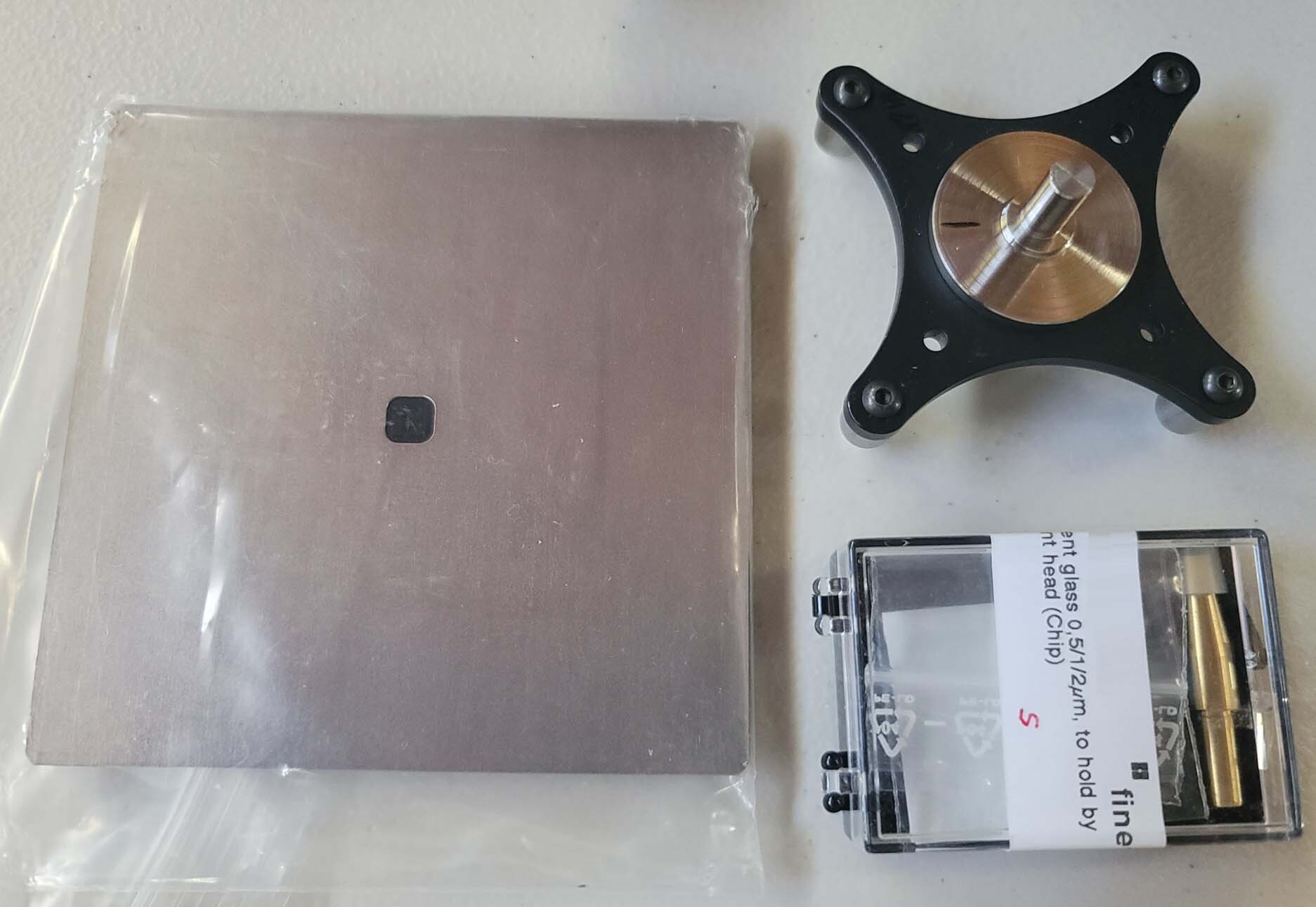 Photo Used FINETECH Fineplacer Lambda For Sale