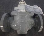 フォト（写真） 使用される FISHER CONTROLS Globe valves for EZ 販売のために
