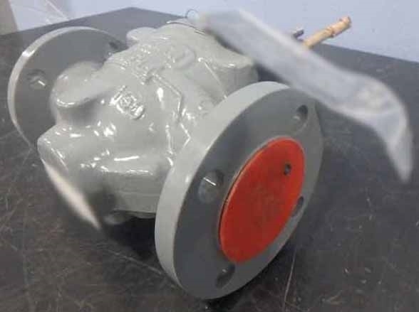사진 사용됨 FISHER CONTROLS Globe valves for EZ 판매용