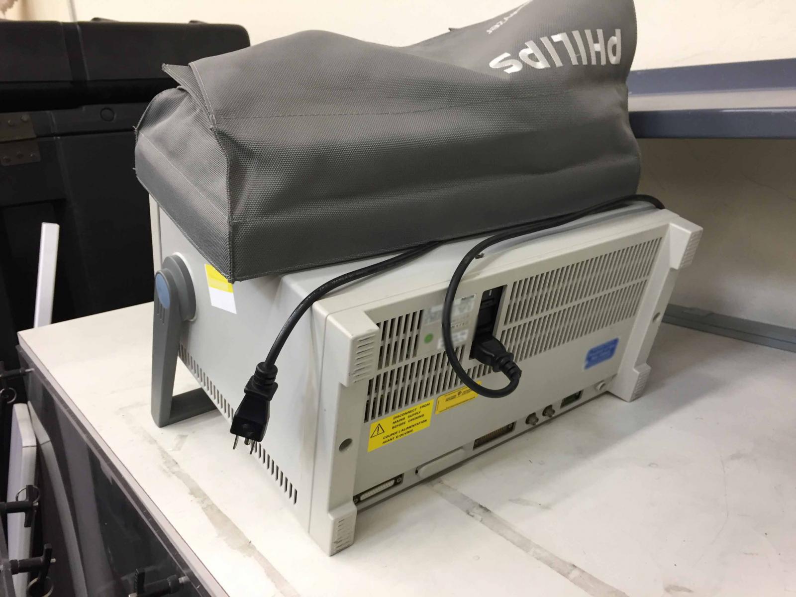 Photo Used FLUKE / PHILIPS PM3585/90 For Sale