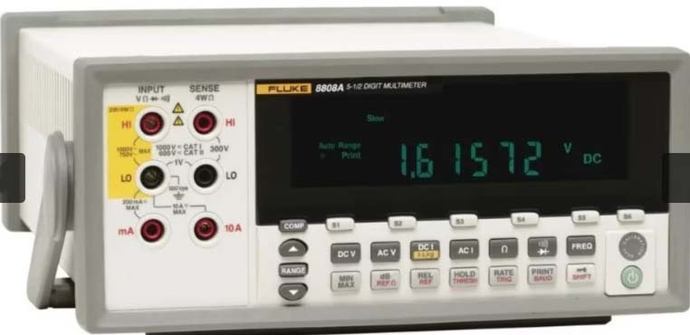 사진 사용됨 FLUKE 8808A 판매용