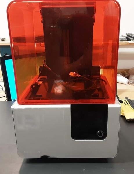 Photo Used FORMLABS Form 2 For Sale