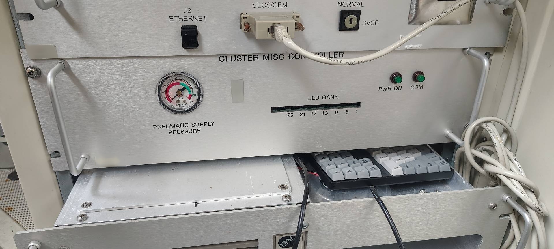 Photo Used GASONICS / NOVELLUS PEP 3010A For Sale