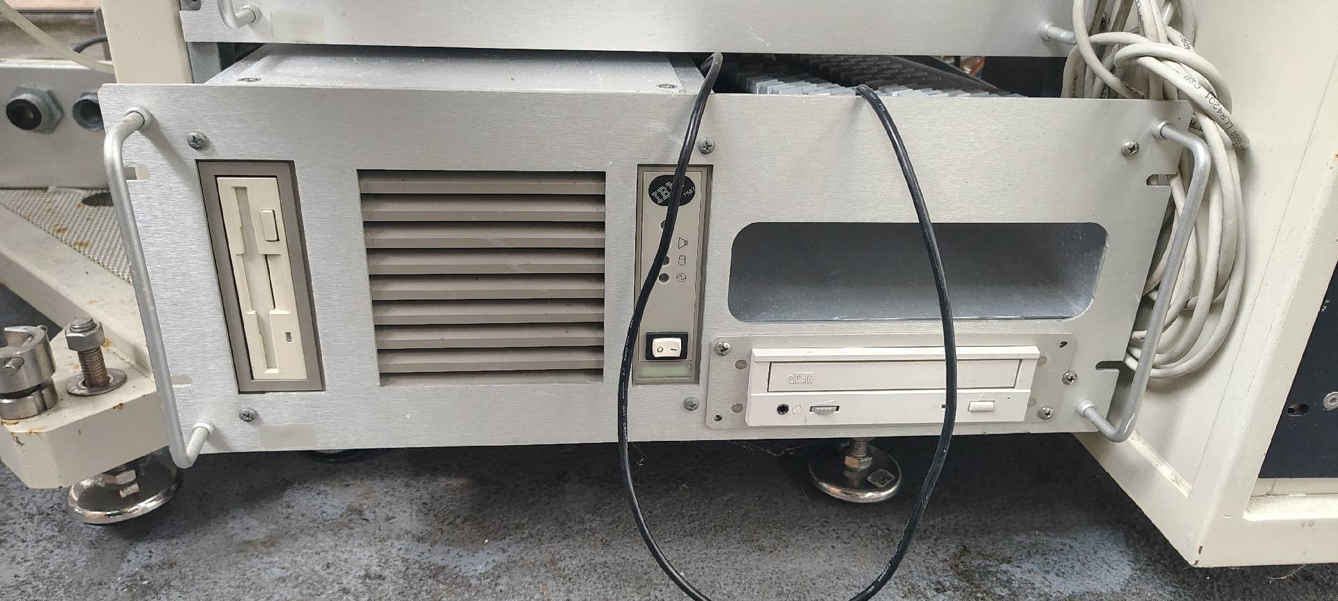 Photo Used GASONICS / NOVELLUS PEP 3010A For Sale