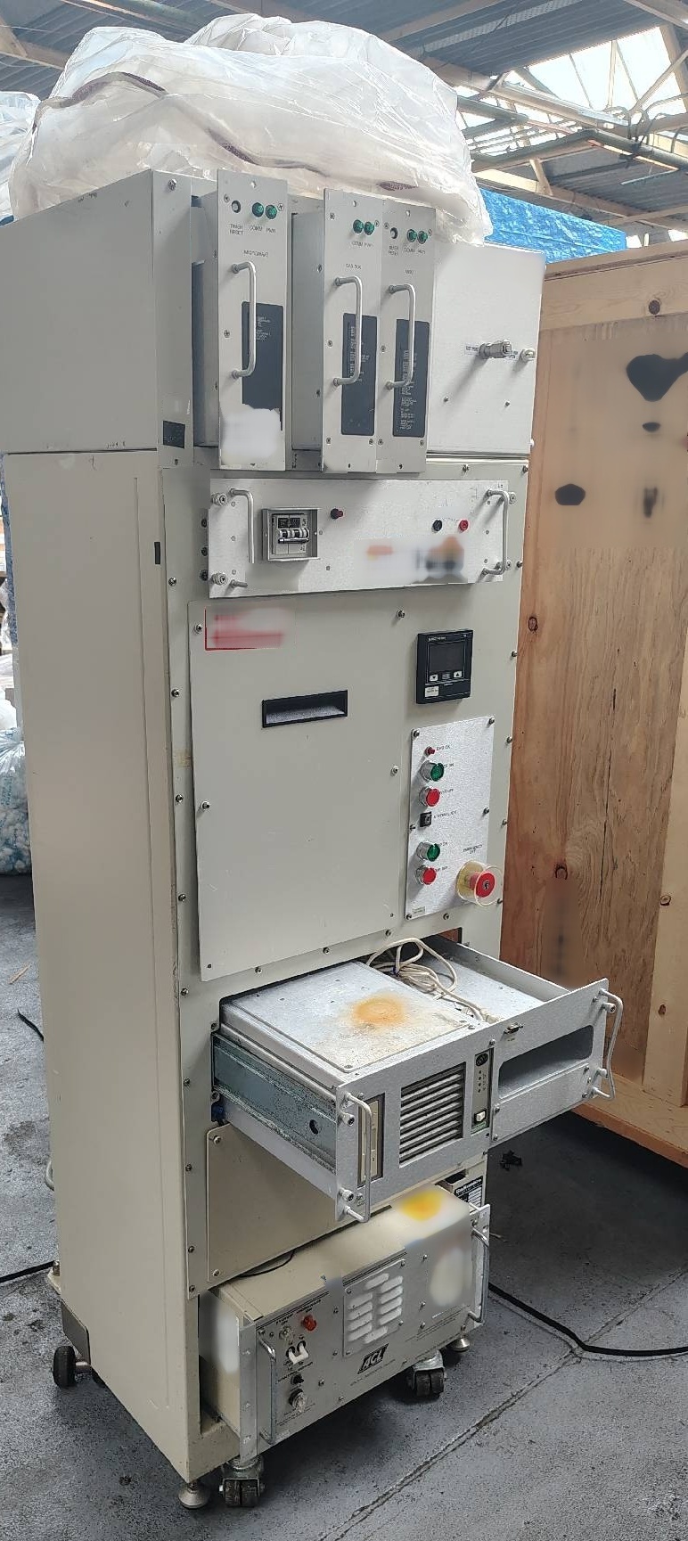 Photo Used GASONICS / NOVELLUS PEP 3010A For Sale