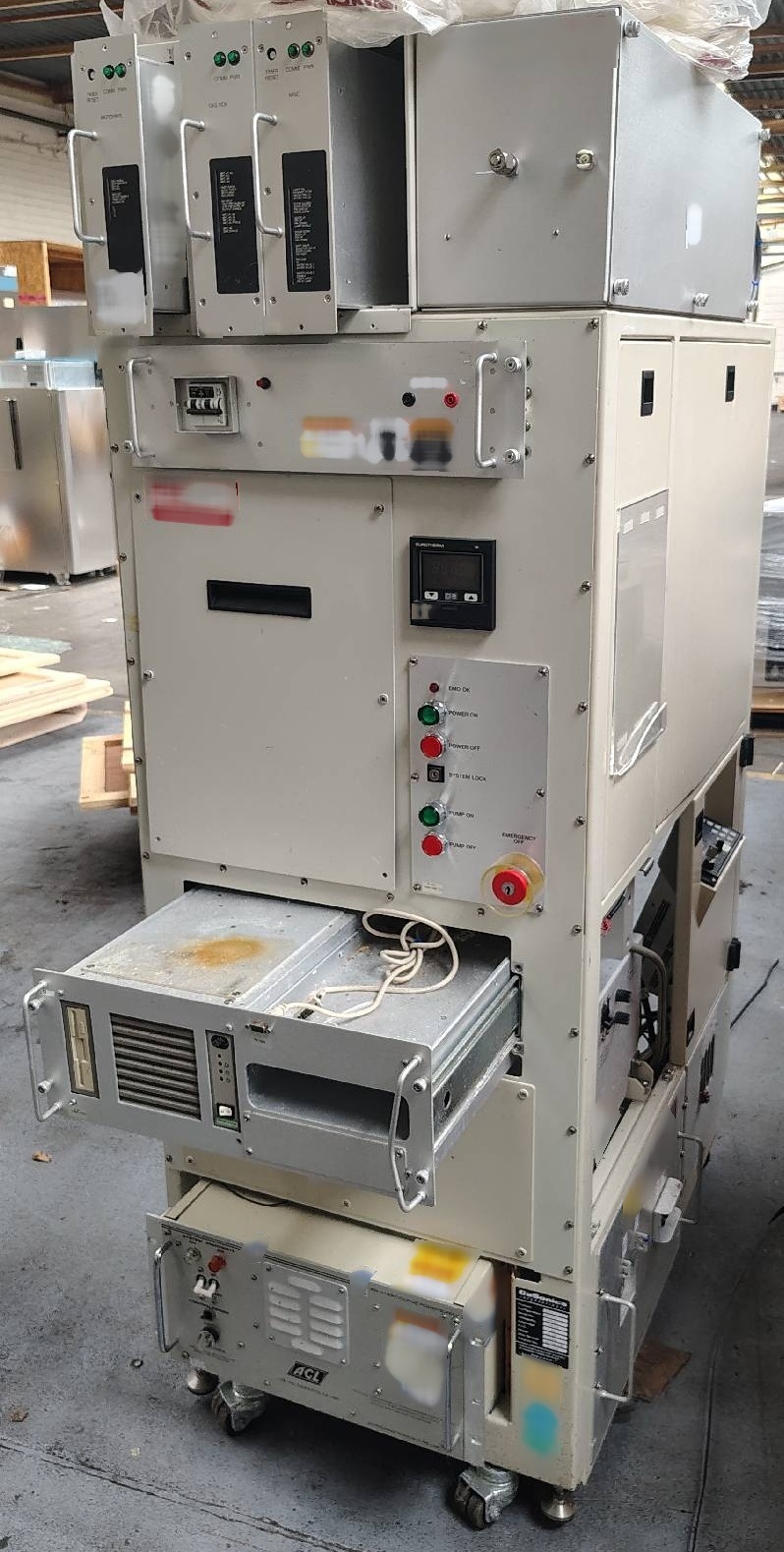 Photo Used GASONICS / NOVELLUS PEP 3010A For Sale