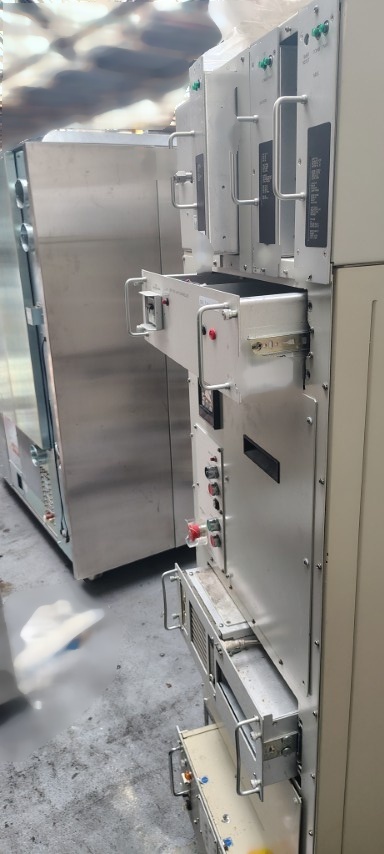 图为 已使用的 GASONICS / NOVELLUS PEP 3010A 待售