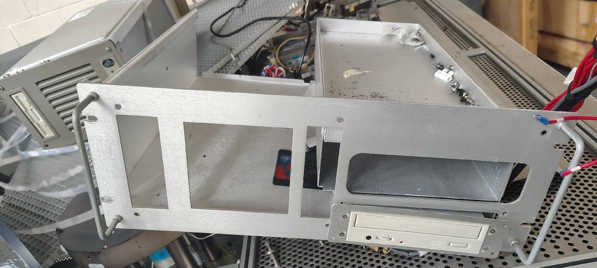 图为 已使用的 GASONICS / NOVELLUS PEP 3010A 待售