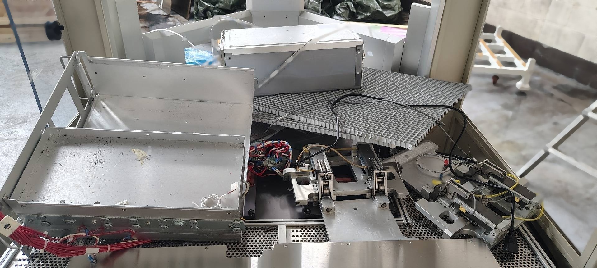 图为 已使用的 GASONICS / NOVELLUS PEP 3010A 待售