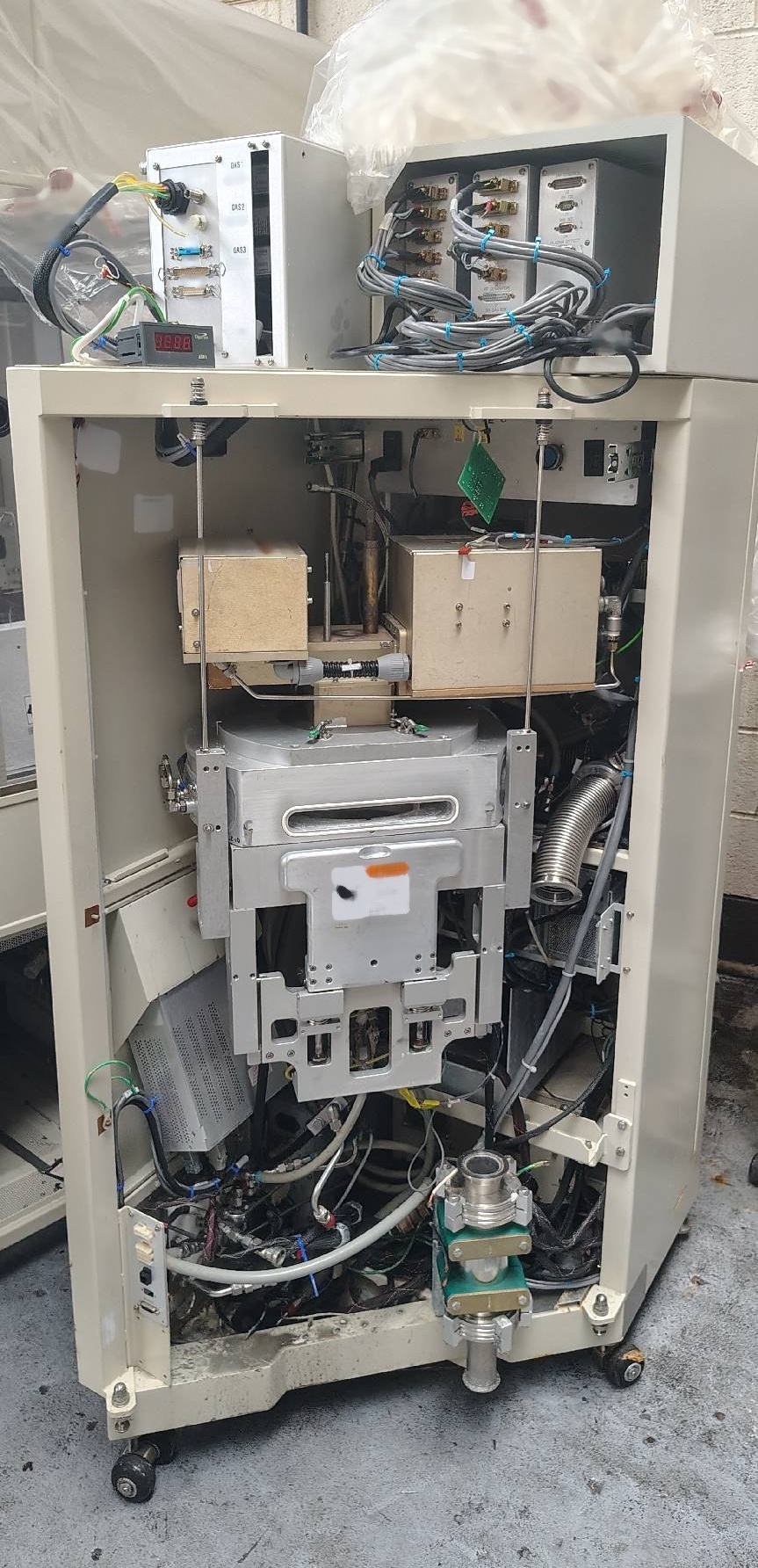 图为 已使用的 GASONICS / NOVELLUS PEP 3010A 待售