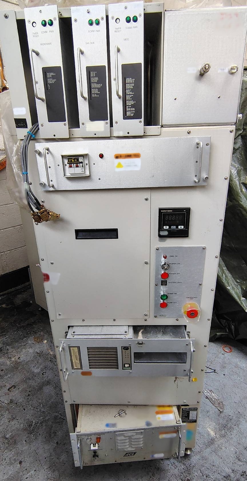 图为 已使用的 GASONICS / NOVELLUS PEP 3010A 待售