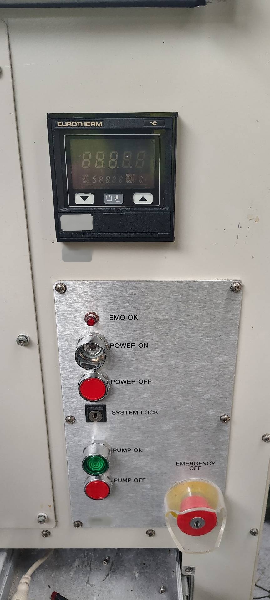图为 已使用的 GASONICS / NOVELLUS PEP 3010A 待售