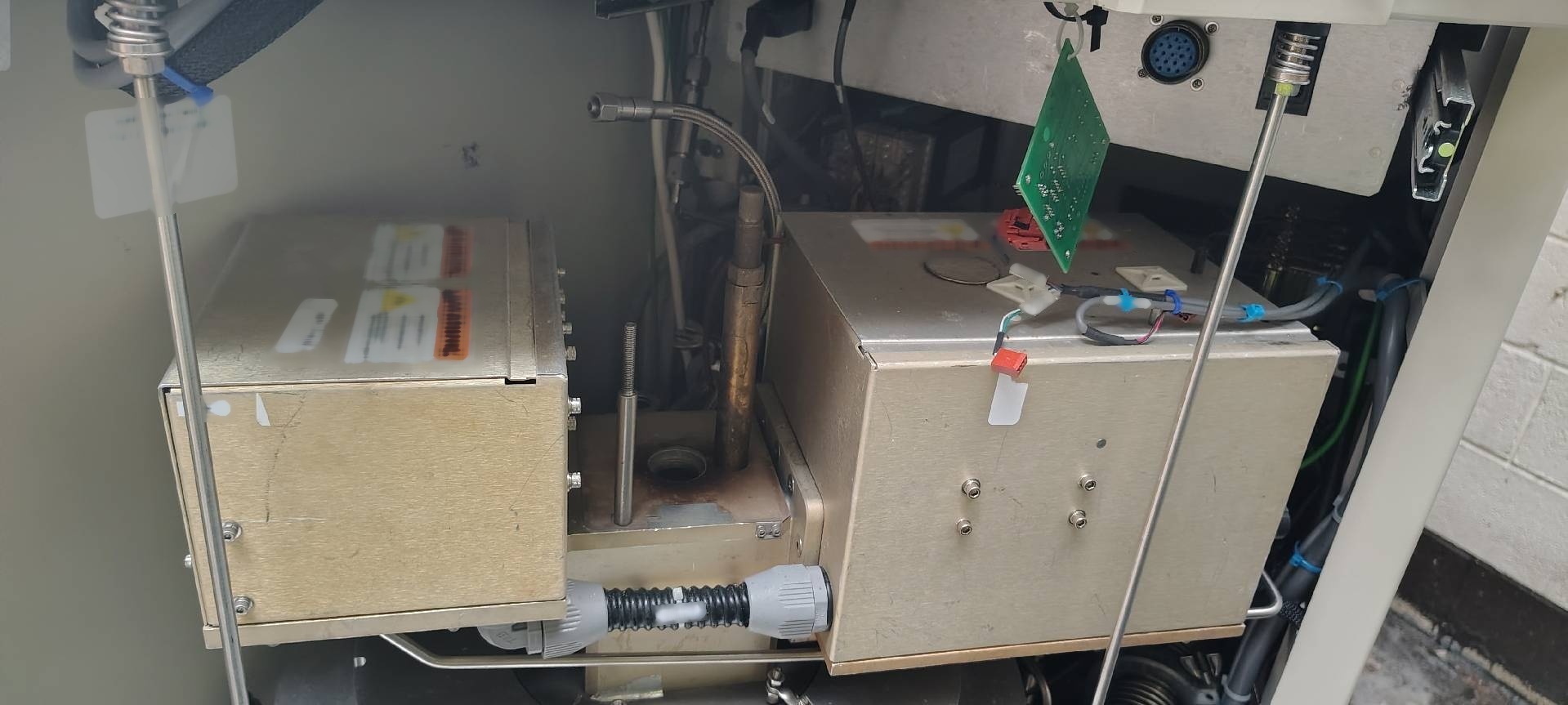 图为 已使用的 GASONICS / NOVELLUS PEP 3010A 待售