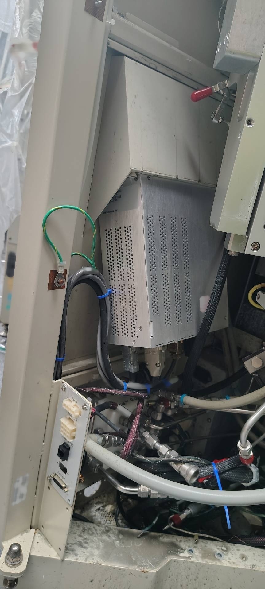 图为 已使用的 GASONICS / NOVELLUS PEP 3010A 待售