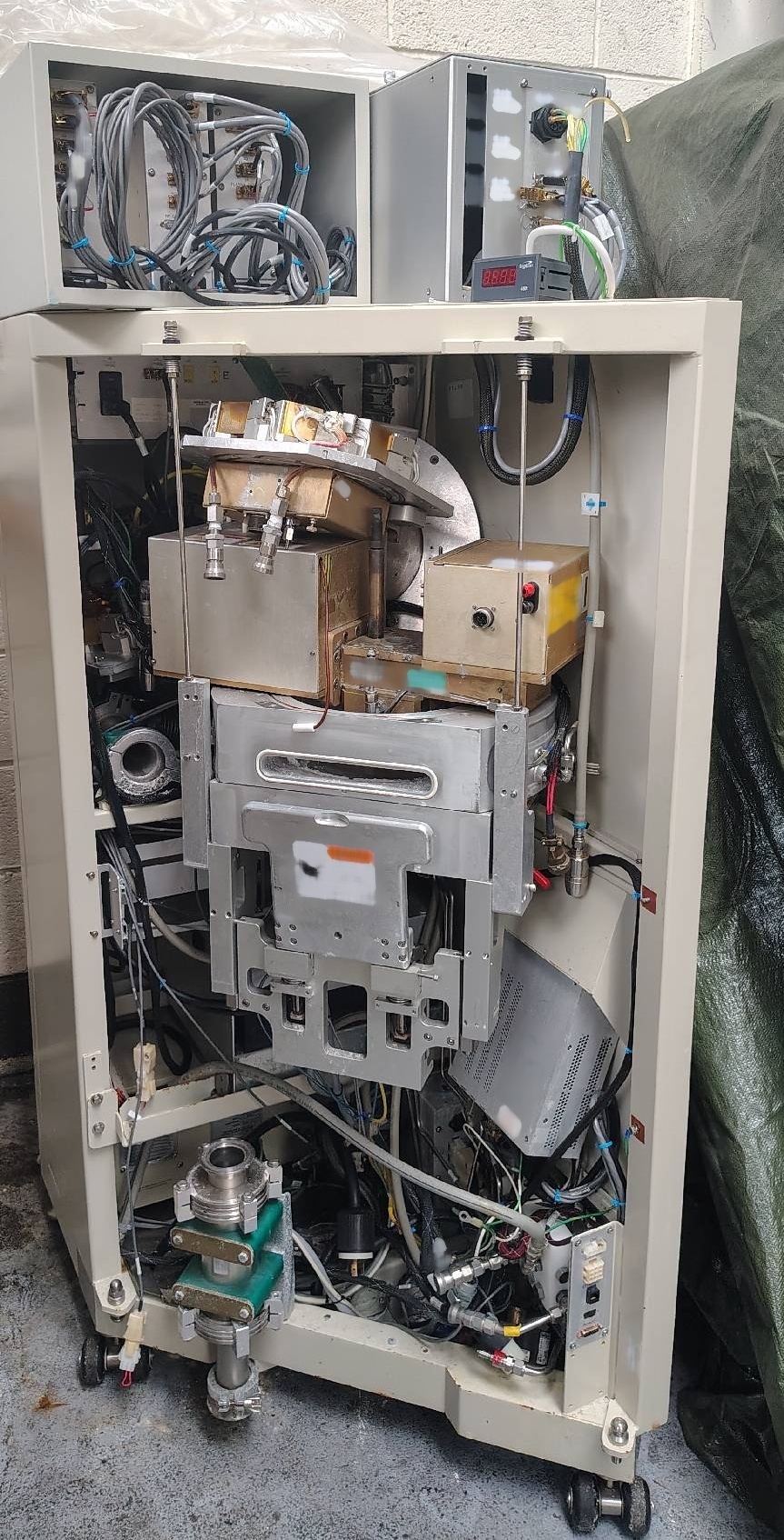 图为 已使用的 GASONICS / NOVELLUS PEP 3010A 待售
