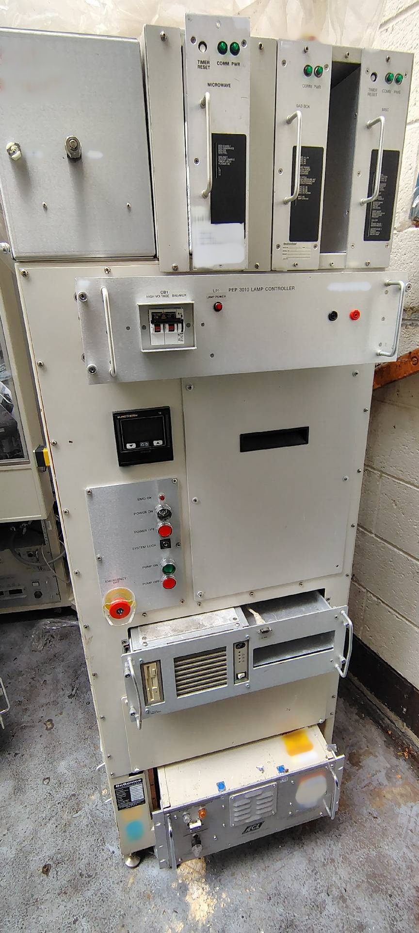 图为 已使用的 GASONICS / NOVELLUS PEP 3010A 待售