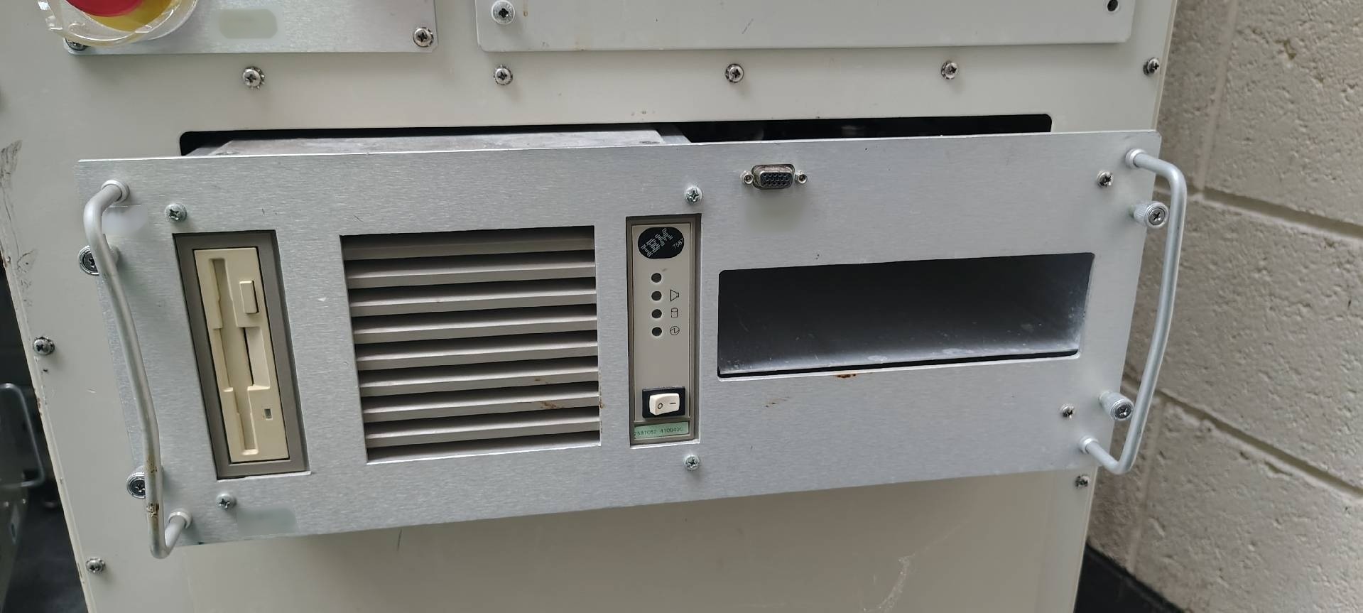 图为 已使用的 GASONICS / NOVELLUS PEP 3010A 待售