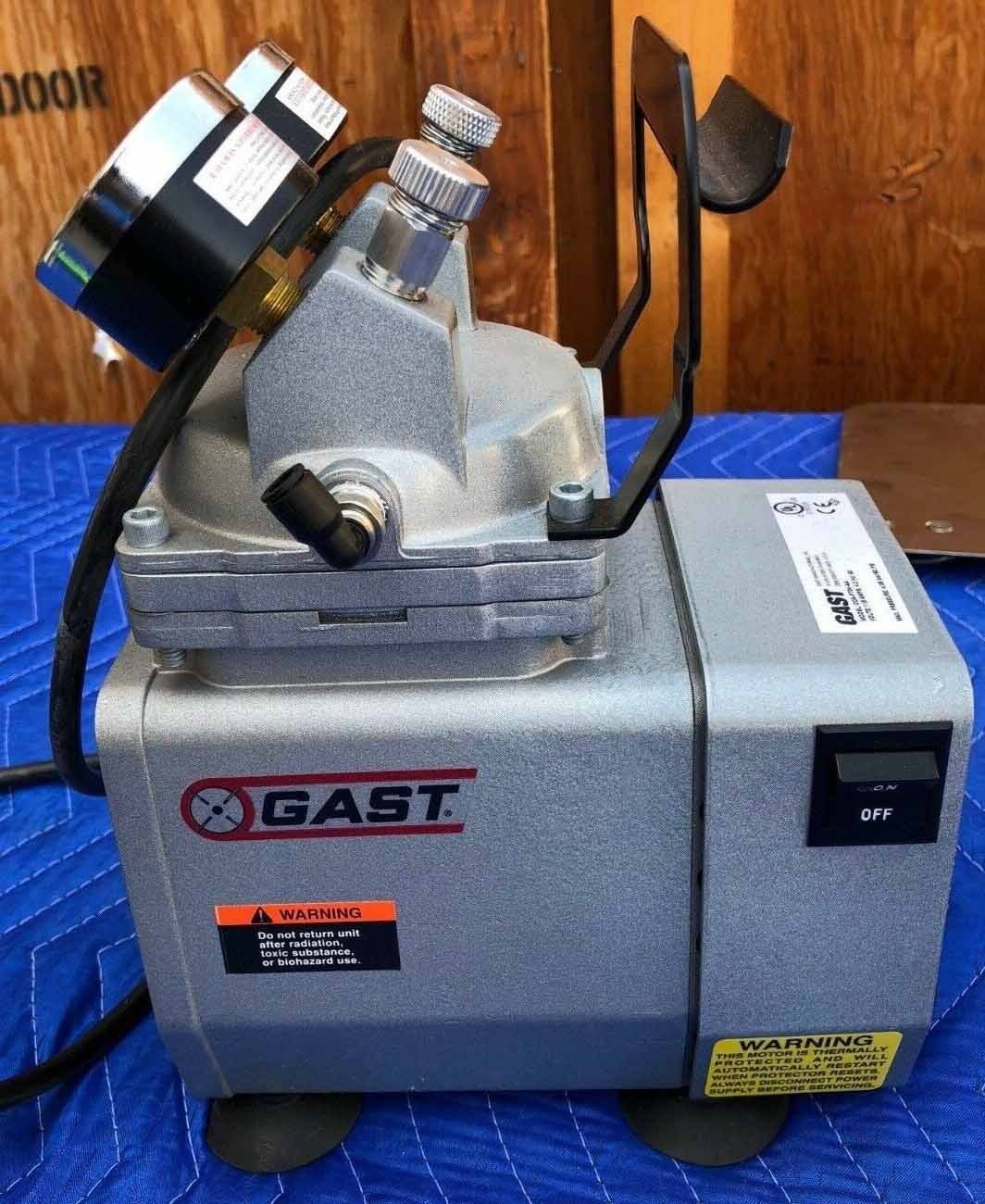 Photo Used GAST DOA-P704-AA For Sale