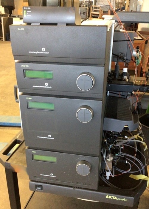 Photo Used GE HEALTHCARE LIFE SCIENCES / AMERSHAM AKTA Purifier For Sale